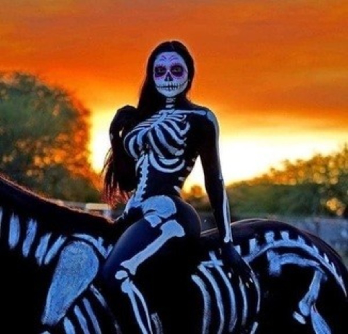 Skeleton girl.jpg